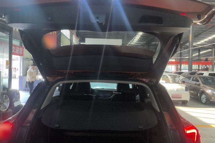 Used Buick Encore GX 2020 20T CVT Two-Wheel Drive Luxury Version Trunk