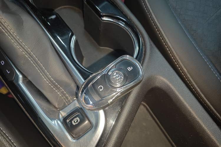 Used Buick Encore GX 2020 20T CVT Two-Wheel Drive Luxury Version Vehicle Key