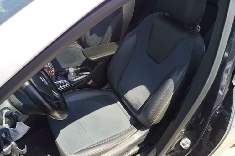 Used Buick Encore GX 2020 20T CVT Two-Wheel Drive Luxury Version Left Front Seat