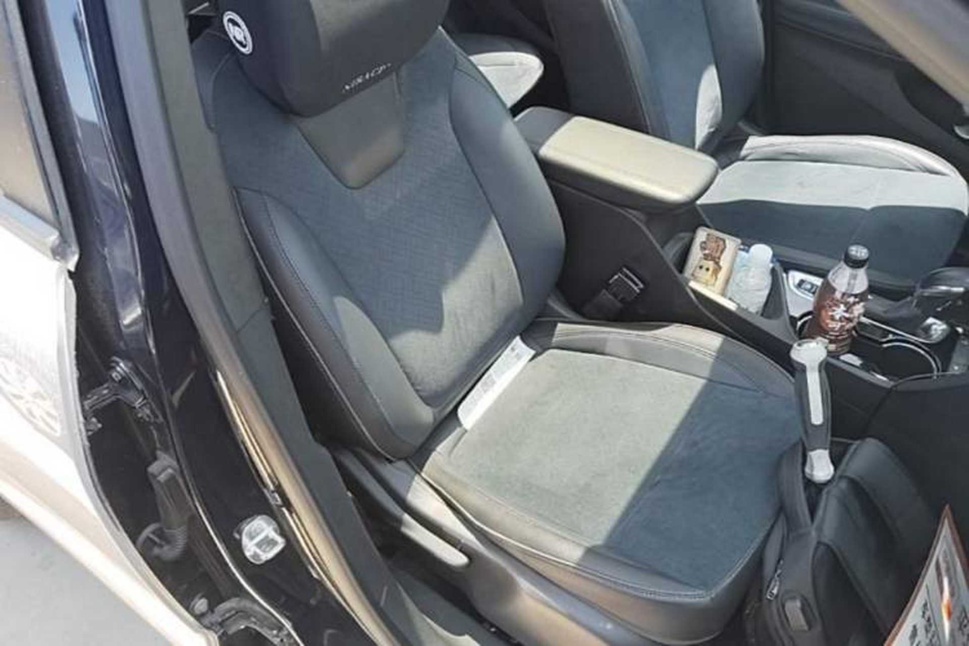 Used Buick Encore GX 2020 20T CVT Two-Wheel Drive Luxury Version Right Front Seat
