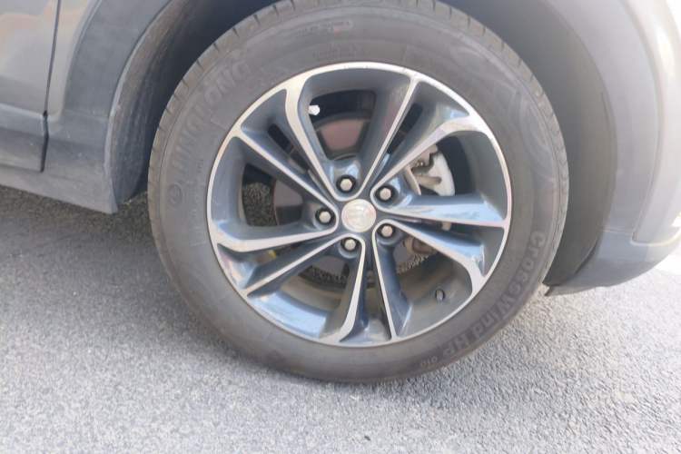 Used Buick Encore GX 2020 20T CVT Two-Wheel Drive Luxury Version Right Front Wheel Hub
