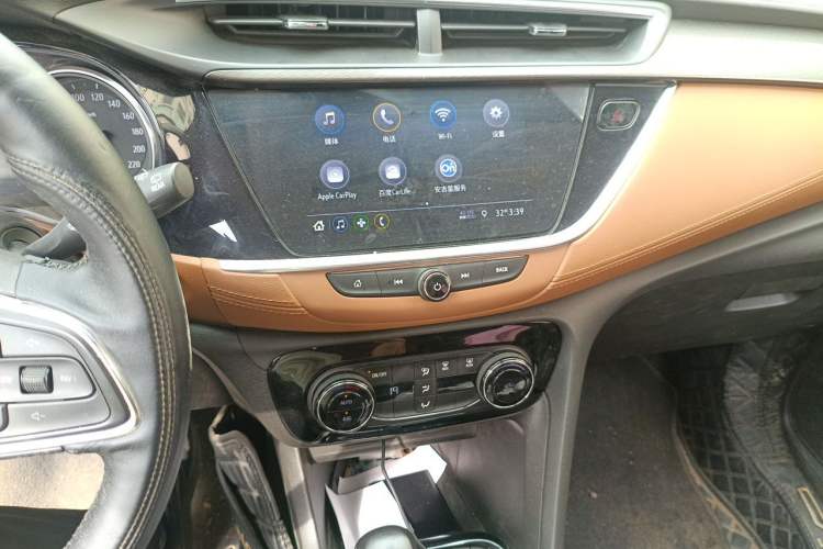 Used Buick Encore GX 2020 20T CVT Two-Wheel Drive Luxury Version Audio And AC Panel