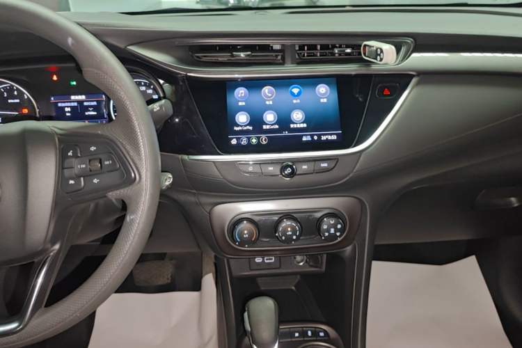 Used Buick Encore GX 2020 20T CVT Two-Wheel Drive Comfort Version Audio And AC Panel