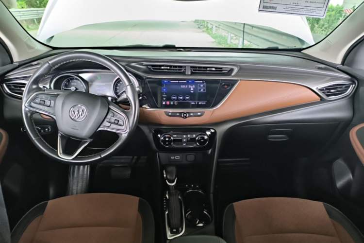 Used Buick Encore GX 2020 20T CVT Two-Wheel Drive Luxury Version Audio And AC Panel