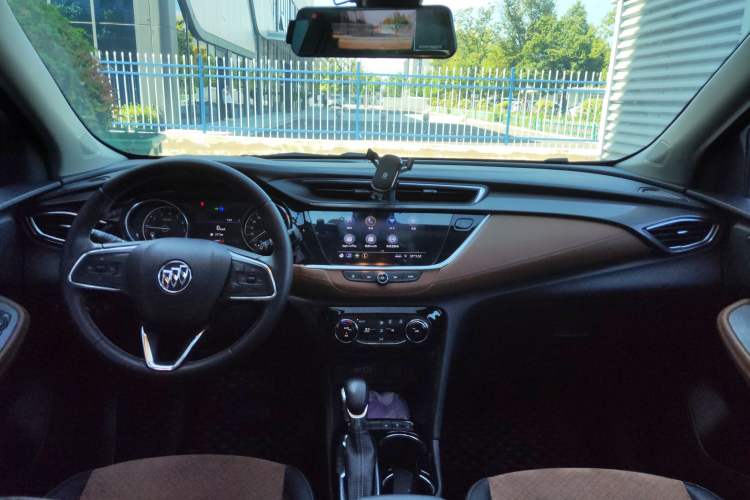 Used Buick Encore GX 2020 20T CVT Two-Wheel Drive Luxury Version Center Console