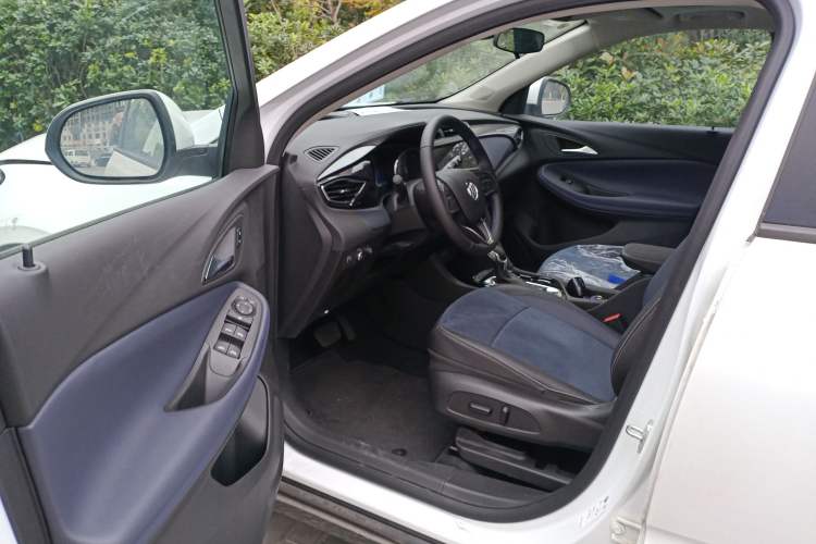 Used Buick Encore GX 2020 20T CVT Two-Wheel Drive Luxury Version Driver Seat
