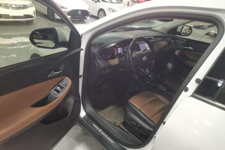 Used Buick Encore GX 2020 20T CVT Two-Wheel Drive Flagship Version Driver Seat
