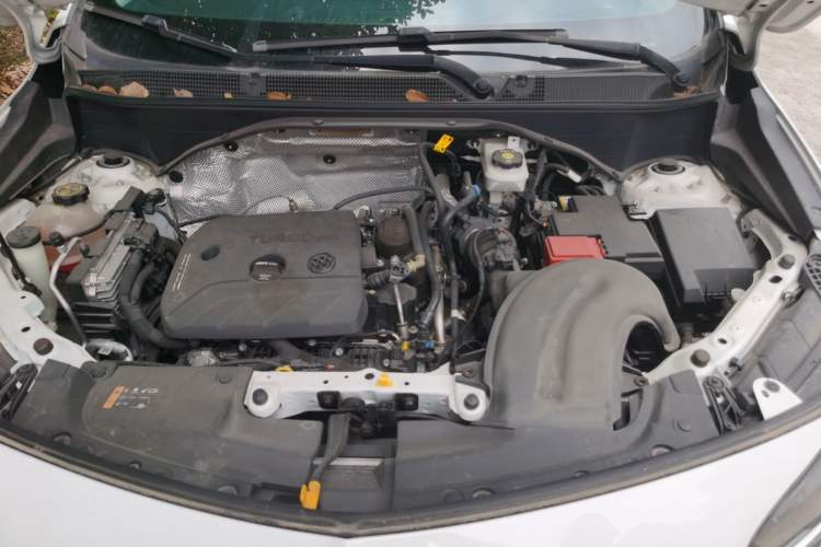 Used Buick Encore GX 2020 20T CVT Two-Wheel Drive Luxury Version Engine Bay