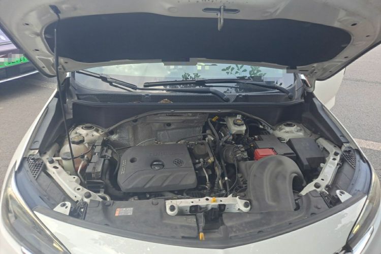 Used Buick Encore GX 2020 20T CVT Two-Wheel Drive Luxury Version Engine Bay