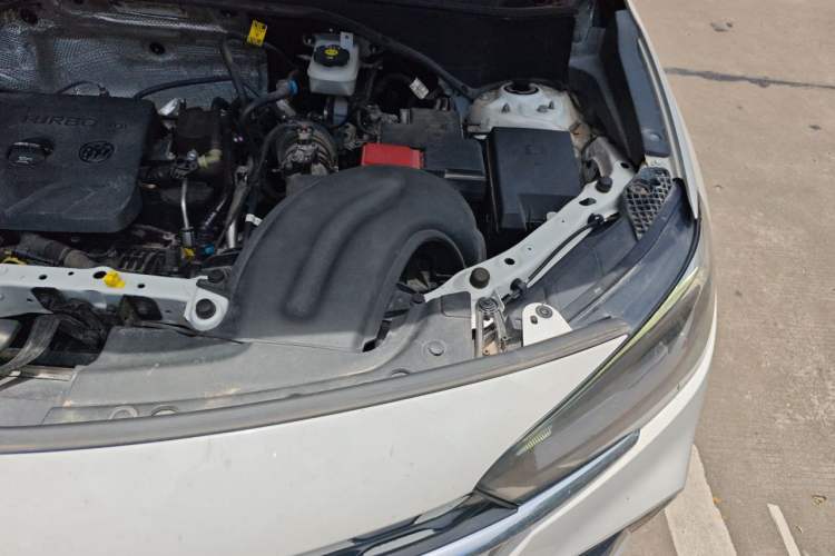 Used Buick Encore GX 2020 20T CVT Two-Wheel Drive Luxury Version Engine Bay Left