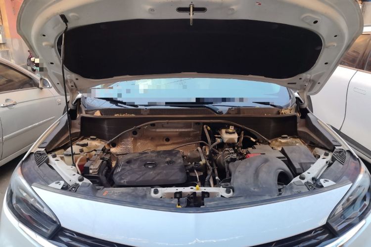 Used Buick Encore GX 2020 20T CVT Two-Wheel Drive Luxury Version Engine Bay