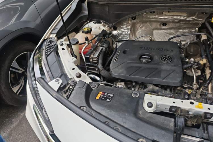 Used Buick Encore GX 2020 20T CVT Two-Wheel Drive Flagship Version Engine Bay Right