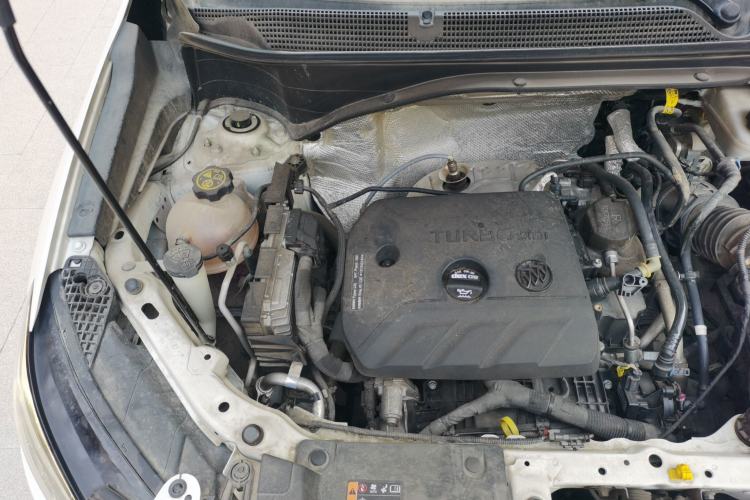Used Buick Encore GX 2020 20T CVT Two-Wheel Drive Flagship Version Engine Bay Right