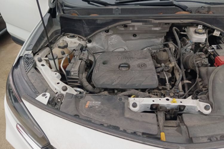 Used Buick Encore GX 2020 20T CVT Two-Wheel Drive Luxury Version Engine Bay Right