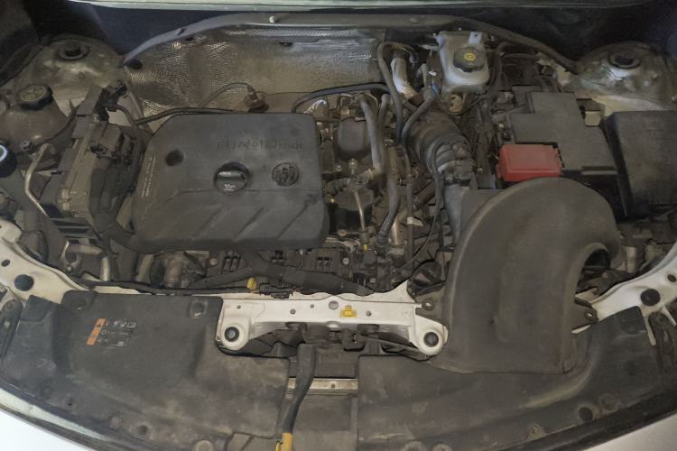 Used Buick Encore GX 2020 20T CVT Two-Wheel Drive Luxury Version Engine Bay