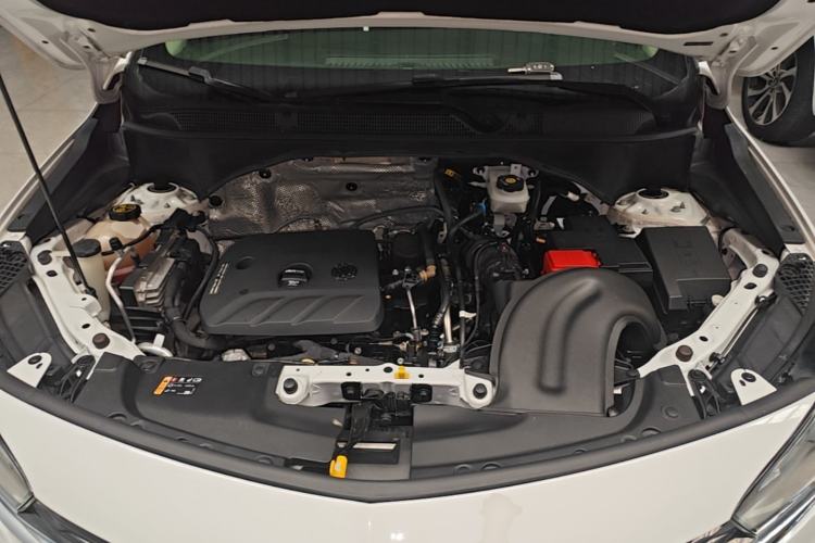 Used Buick Encore GX 2020 20T CVT Two-Wheel Drive Comfort Version Engine Bay