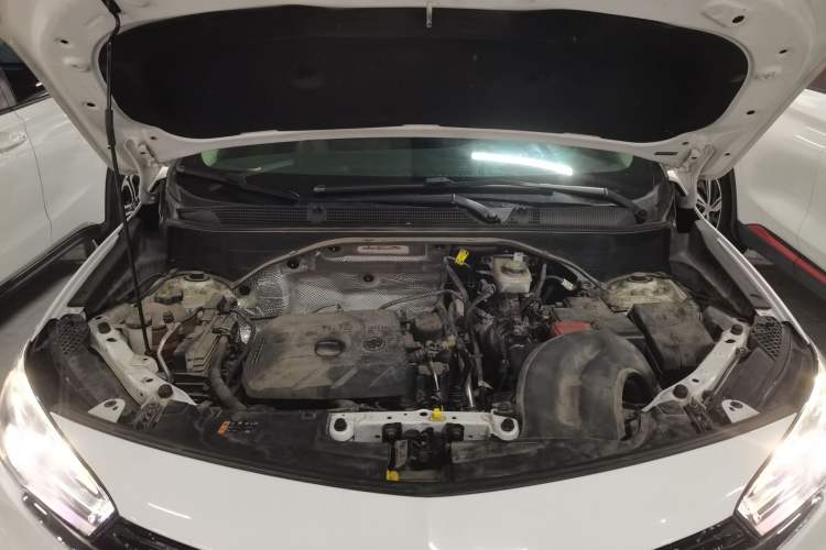 Used Buick Encore GX 2020 20T CVT Two-Wheel Drive Flagship Version Engine Bay