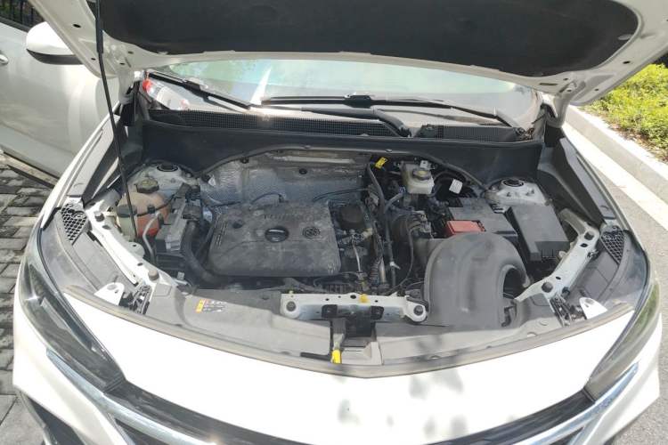 Used Buick Encore GX 2020 20T CVT Two-Wheel Drive Luxury Version Engine Bay