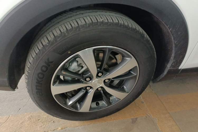 Used Buick Encore GX 2020 20T CVT Two-Wheel Drive Luxury Version Exterior 4