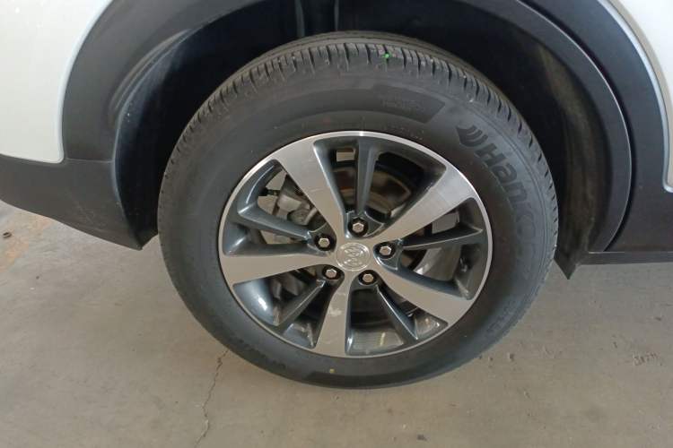 Used Buick Encore GX 2020 20T CVT Two-Wheel Drive Luxury Version Exterior 5
