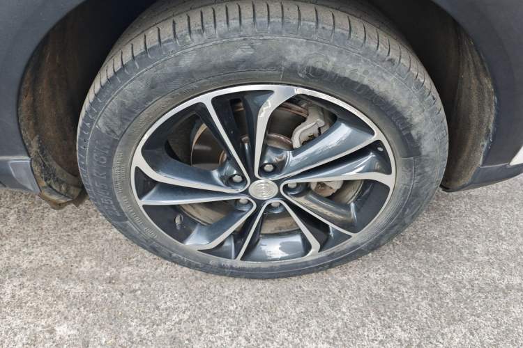 Used Buick Encore GX 2020 20T CVT Two-Wheel Drive Luxury Version Exterior 7