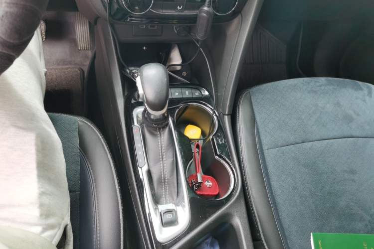 Used Buick Encore GX 2020 20T CVT Two-Wheel Drive Luxury Version Gear Lever
