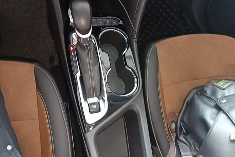 Used Buick Encore GX 2020 20T CVT Two-Wheel Drive Comfort Version Gear Lever