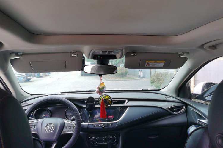 Used Buick Encore GX 2020 20T CVT Two-Wheel Drive Luxury Version Headliner
