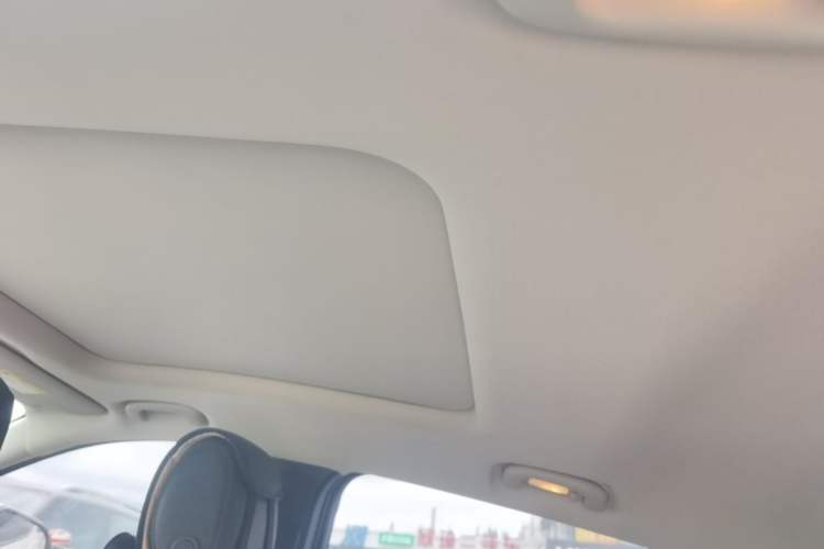 Used Buick Encore GX 2020 20T CVT Two-Wheel Drive Luxury Version Headliner