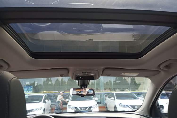 Used Buick Encore GX 2020 20T CVT Two-Wheel Drive Luxury Version Headliner