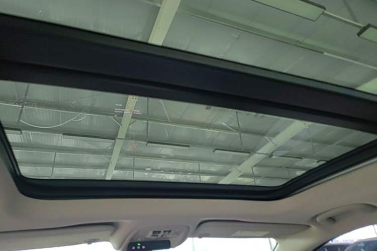 Used Buick Encore GX 2020 20T CVT Two-Wheel Drive Luxury Version Headliner