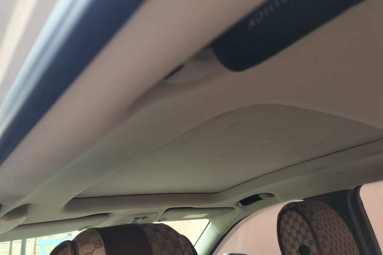Used Buick Encore GX 2020 20T CVT Two-Wheel Drive Luxury Version Headliner
