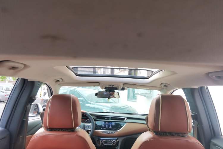 Used Buick Encore GX 2020 20T CVT Two-Wheel Drive Luxury Version Headliner