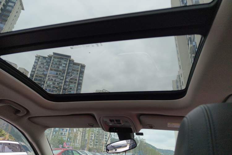 Used Buick Encore GX 2020 20T CVT Two-Wheel Drive Luxury Version Headliner