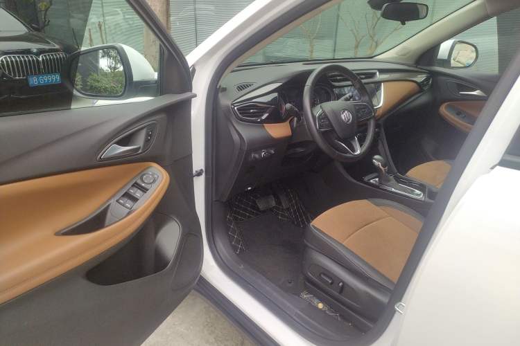 Used Buick Encore GX 2020 20T CVT Two-Wheel Drive Luxury Version Interior 2
