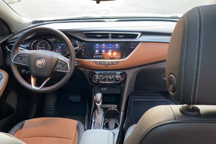 Used Buick Encore GX 2020 20T CVT Two-Wheel Drive Luxury Version Interior 3