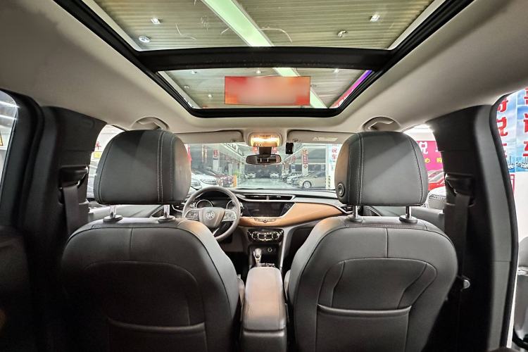 Used Buick Encore GX 2020 20T CVT Two-Wheel Drive Luxury Version Interior 3