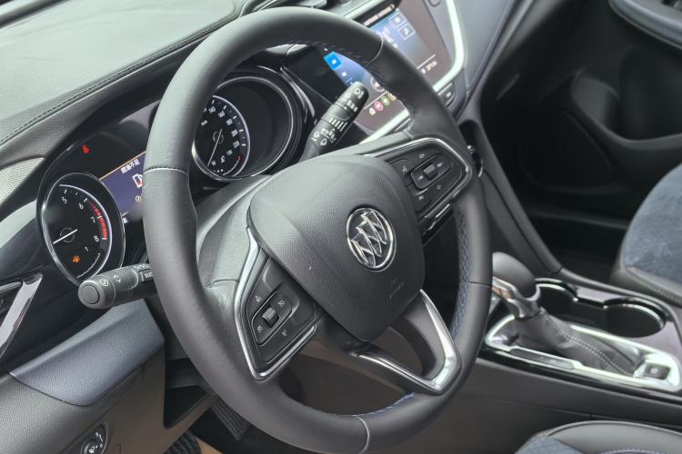 Used Buick Encore GX 2020 20T CVT Two-Wheel Drive Luxury Version Interior 8