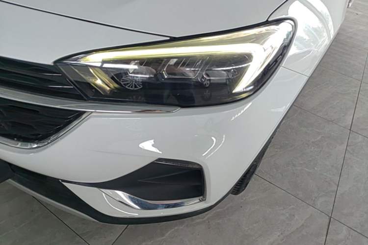 Used Buick Encore GX 2020 20T CVT Two-Wheel Drive Luxury Version Left Front Headlight