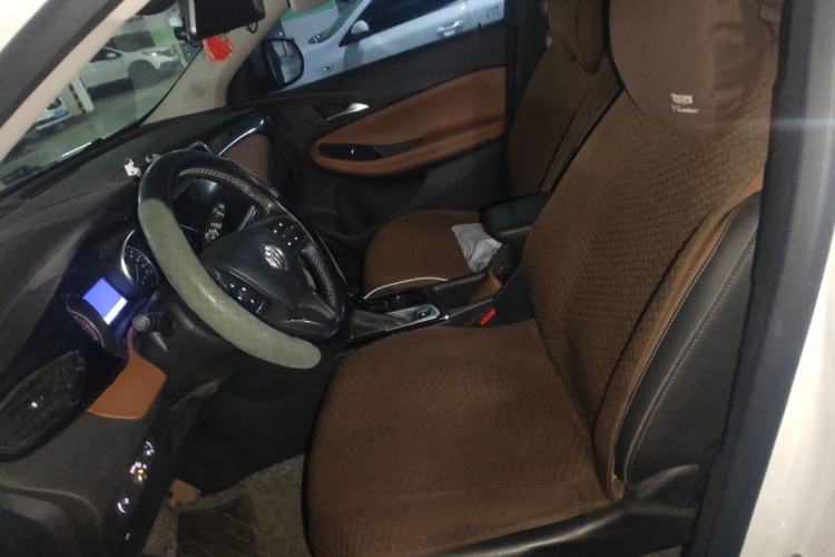Used Buick Encore GX 2020 20T CVT Two-Wheel Drive Luxury Version Left Front Seat