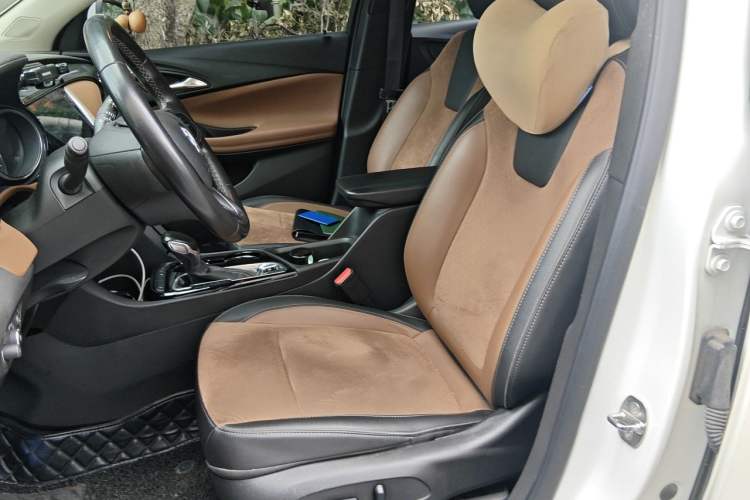 Used Buick Encore GX 2020 20T CVT Two-Wheel Drive Luxury Version Left Front Seat
