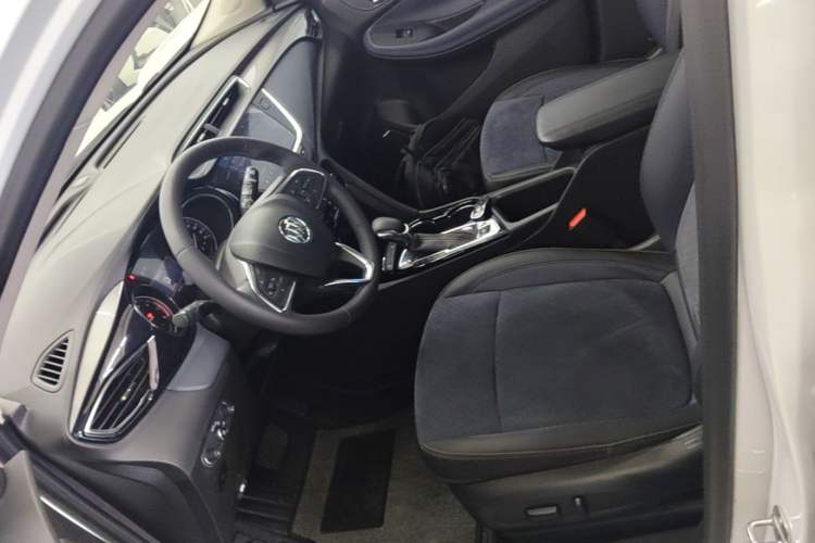 Used Buick Encore GX 2020 20T CVT Two-Wheel Drive Luxury Version Left Front Seat