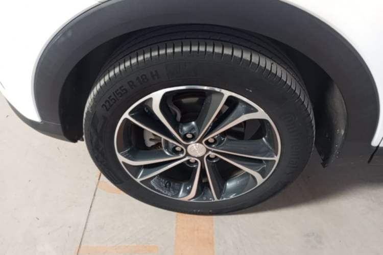 Used Buick Encore GX 2020 20T CVT Two-Wheel Drive Luxury Version Left Front Wheel Hub