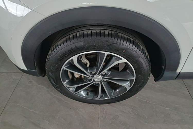 Used Buick Encore GX 2020 20T CVT Two-Wheel Drive Luxury Version Left Front Wheel Hub