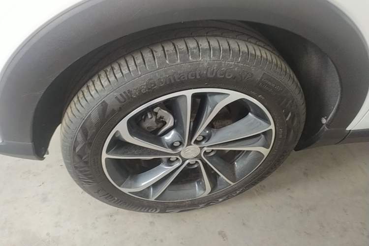 Used Buick Encore GX 2020 20T CVT Two-Wheel Drive Luxury Version Left Front Wheel Hub