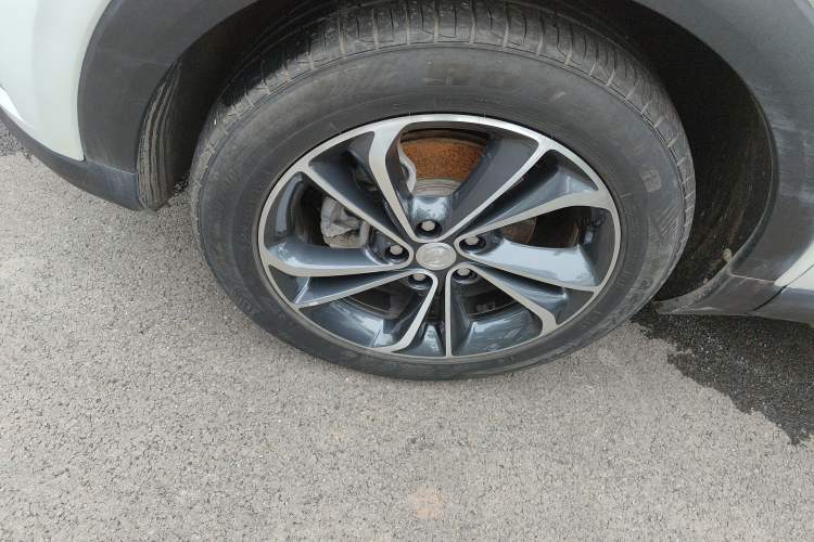 Used Buick Encore GX 2020 20T CVT Two-Wheel Drive Luxury Version Left Front Wheel Hub