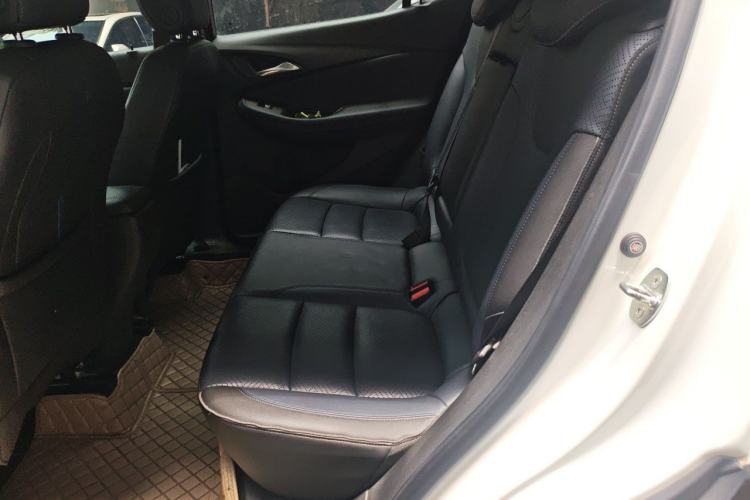 Used Buick Encore GX 2020 20T CVT Two-Wheel Drive Flagship Version Left Rear Seat