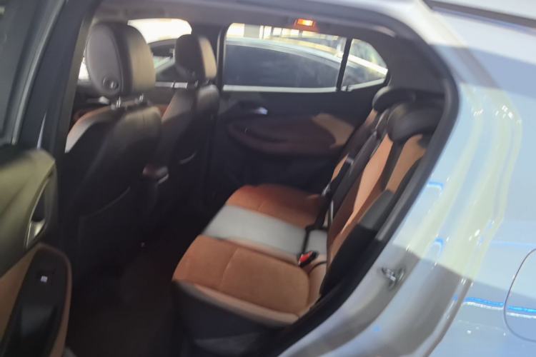 Used Buick Encore GX 2020 20T CVT Two-Wheel Drive Luxury Version Left Rear Seat