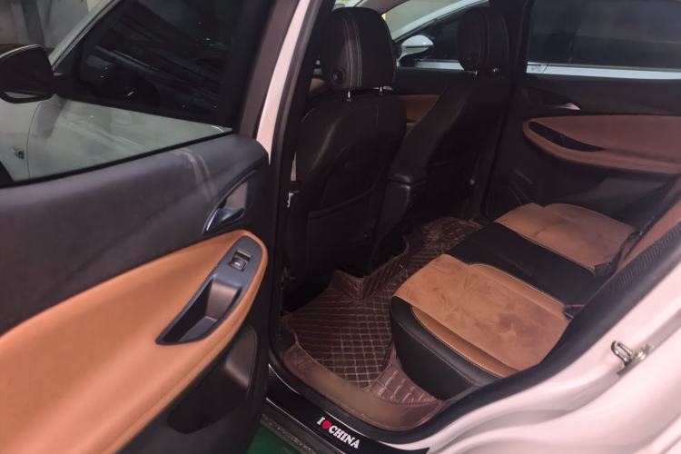 Used Buick Encore GX 2020 20T CVT Two-Wheel Drive Luxury Version Left Rear Seat