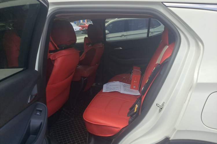 Used Buick Encore GX 2020 20T CVT Two-Wheel Drive Luxury Version Left Rear Seat